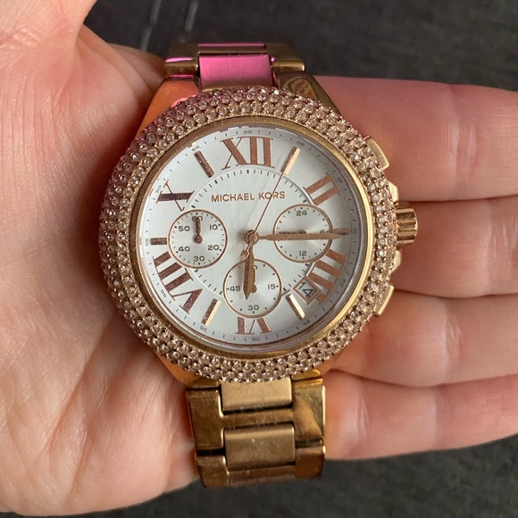 Authentic Michael Kors Rose Gold Watch - Picture 2 of 6
